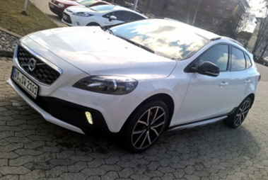 V40CC 01a